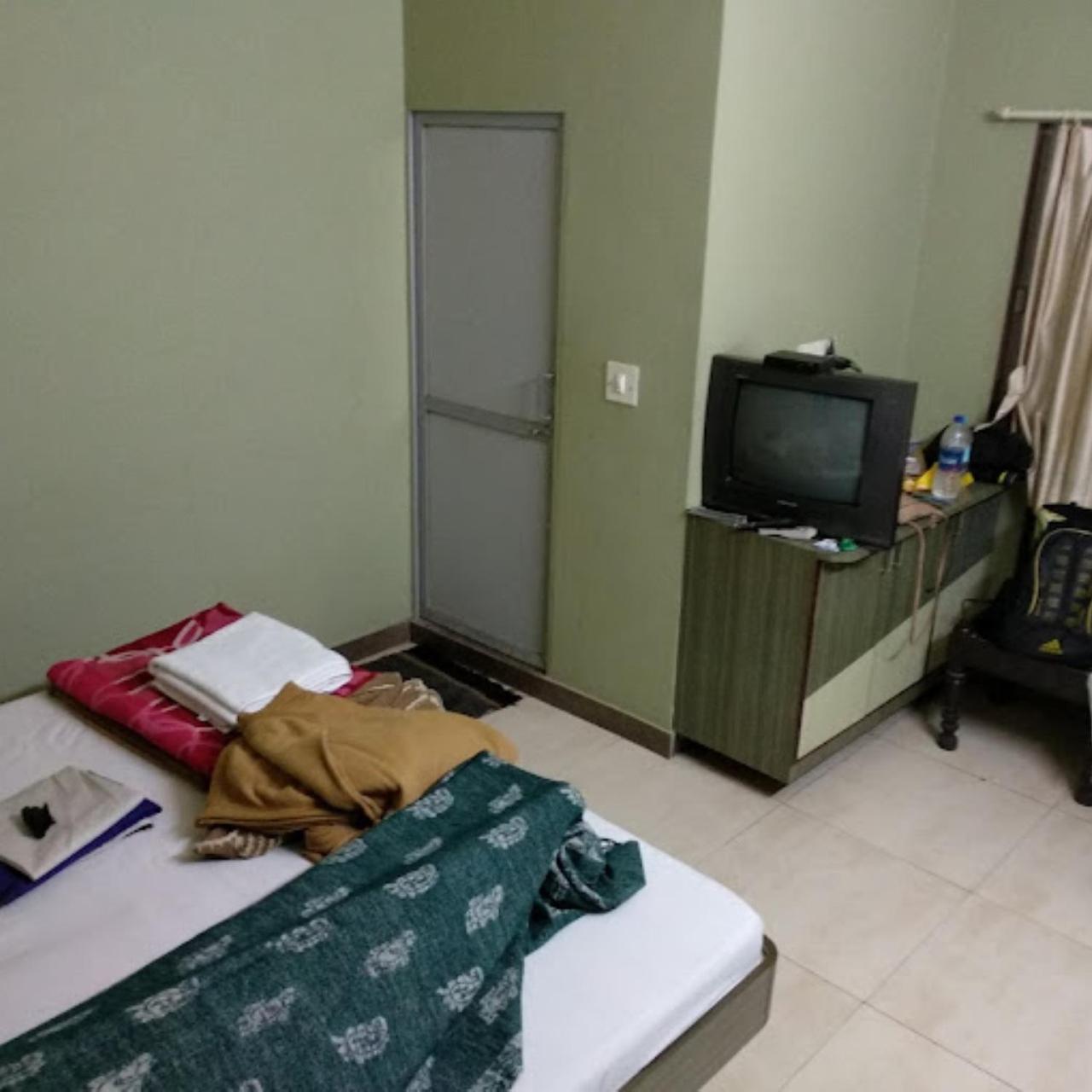Hotel Anjali Palace Будж Екстериор снимка