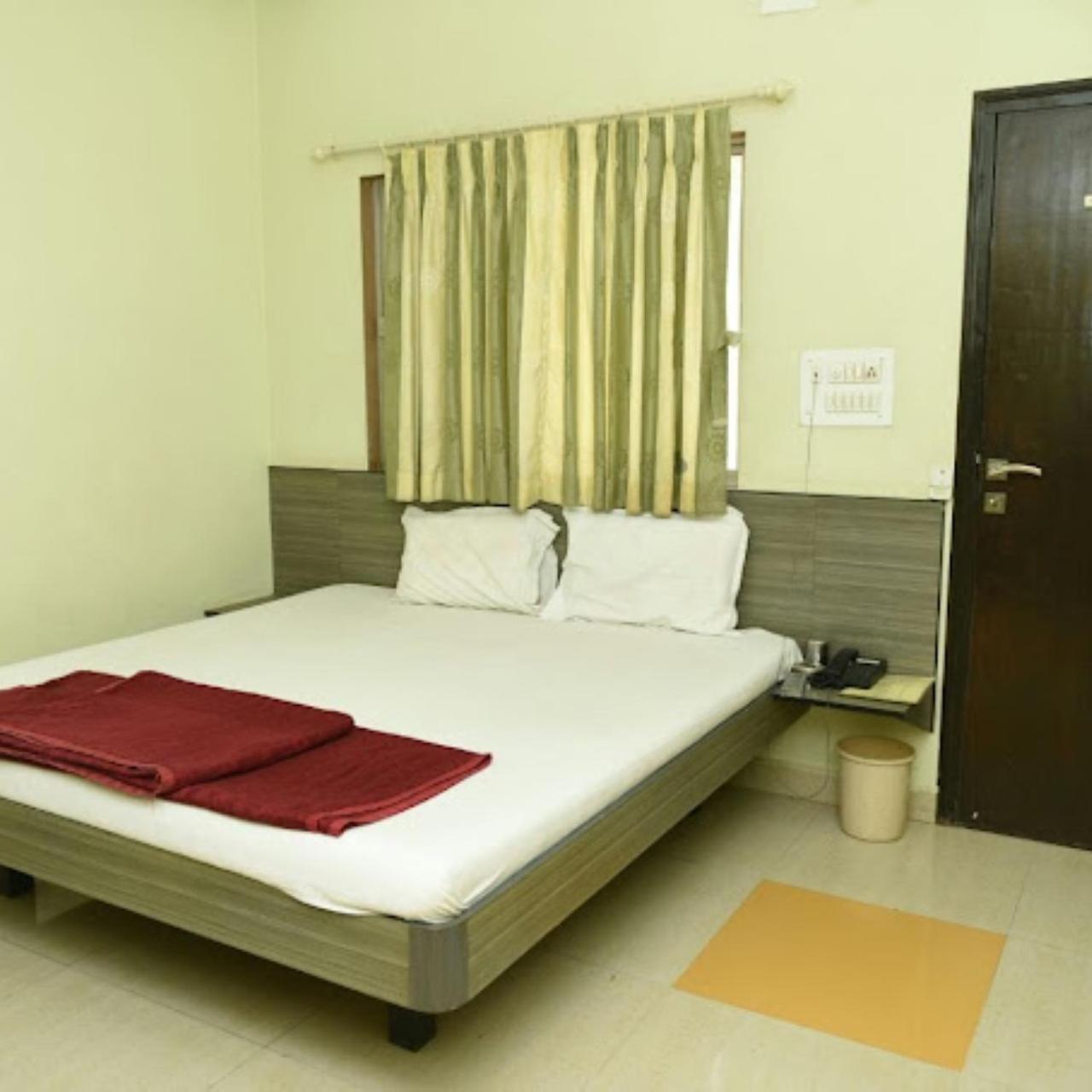 Hotel Anjali Palace Будж Екстериор снимка